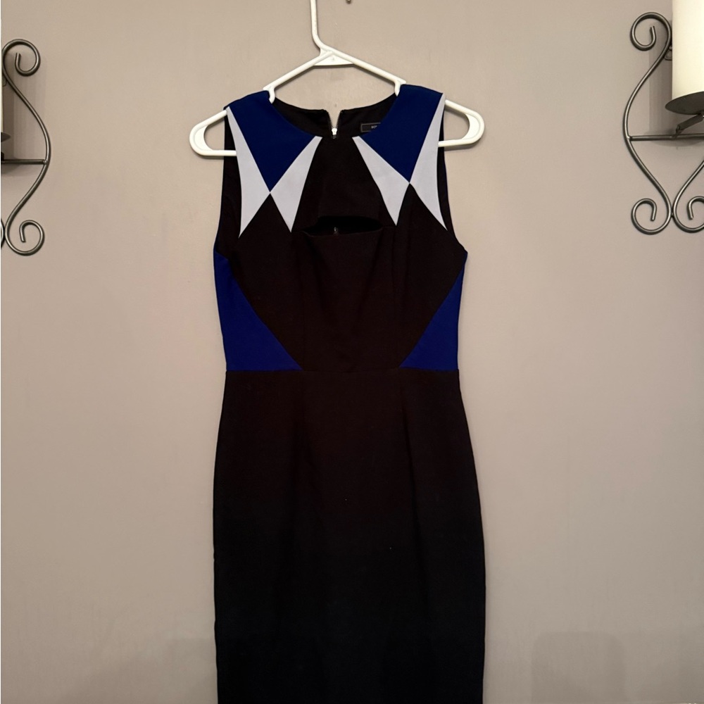 BCBGMaxAzria Black and Blue Sleeveless Dress